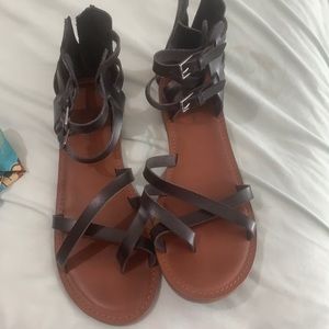 American eagle black Sandals